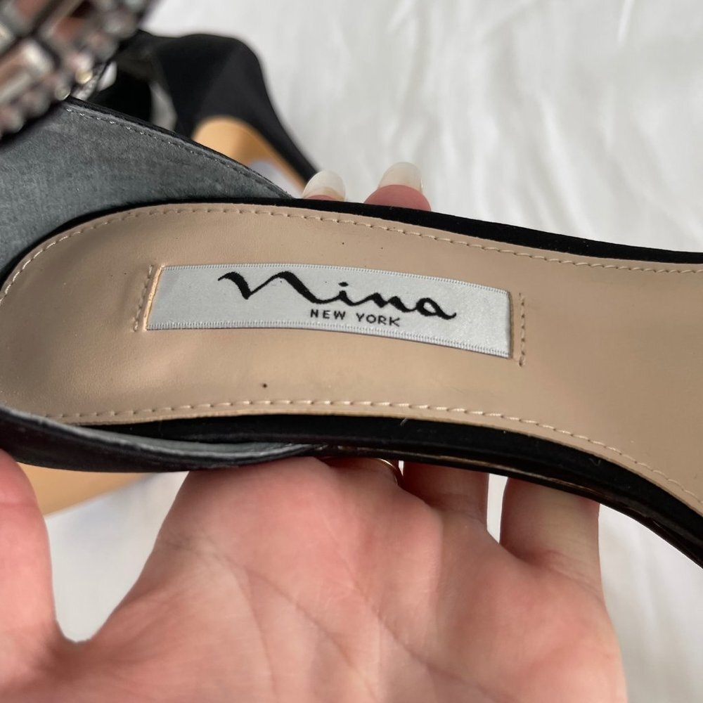 NINA BLACK HEELS WITH BEDAZZLED ANKLE DETAIL SZ 8 - Picture 6 of 7